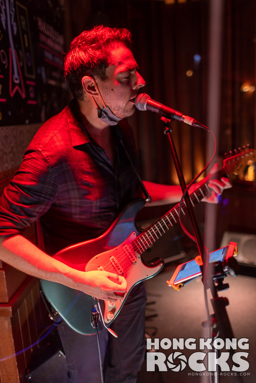 6pm Acoustic Happy Hour Featuring John with RE’CALL 9pm Powerful Moss 10:30pm Fast Line